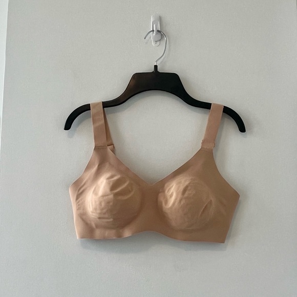 Knix Padded V-Neck Bra Wide Strap - Nude - Picture 4 of 7